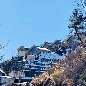 Zazroo , Kufri Resort